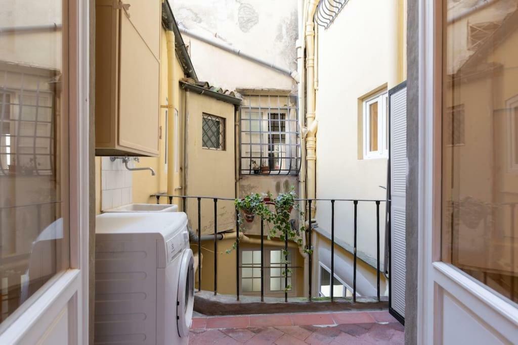 Scala Via Borgo Pinti Appartamento